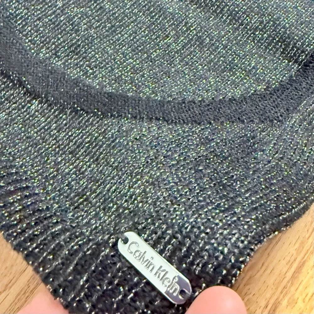 90’s Calvin Klein LOGO WOVEN scarf in black gold silver metallic knit embossed